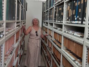 Professora (aposentada) de Arquivologia  da Universidade Federal Fluminense - UFF - Gláucia da Rocha Figueiredo 